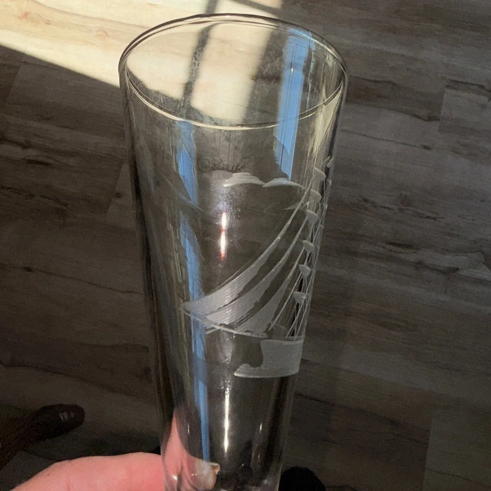 VTG Javit Clipper Ship Pilsner Glasses 7.5